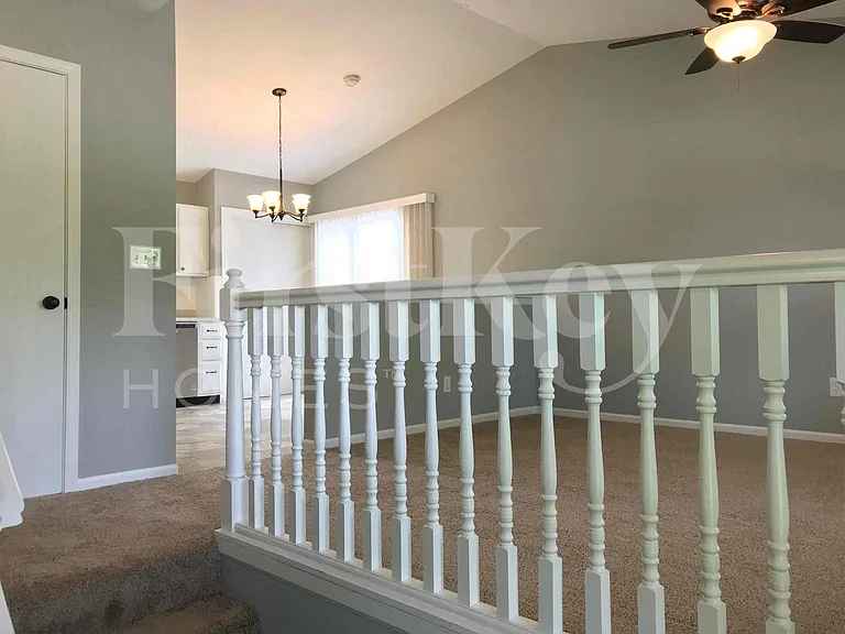 66 Chip Dr — Photo 2