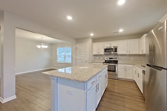101 Paper Birch Dr — Photo 4
