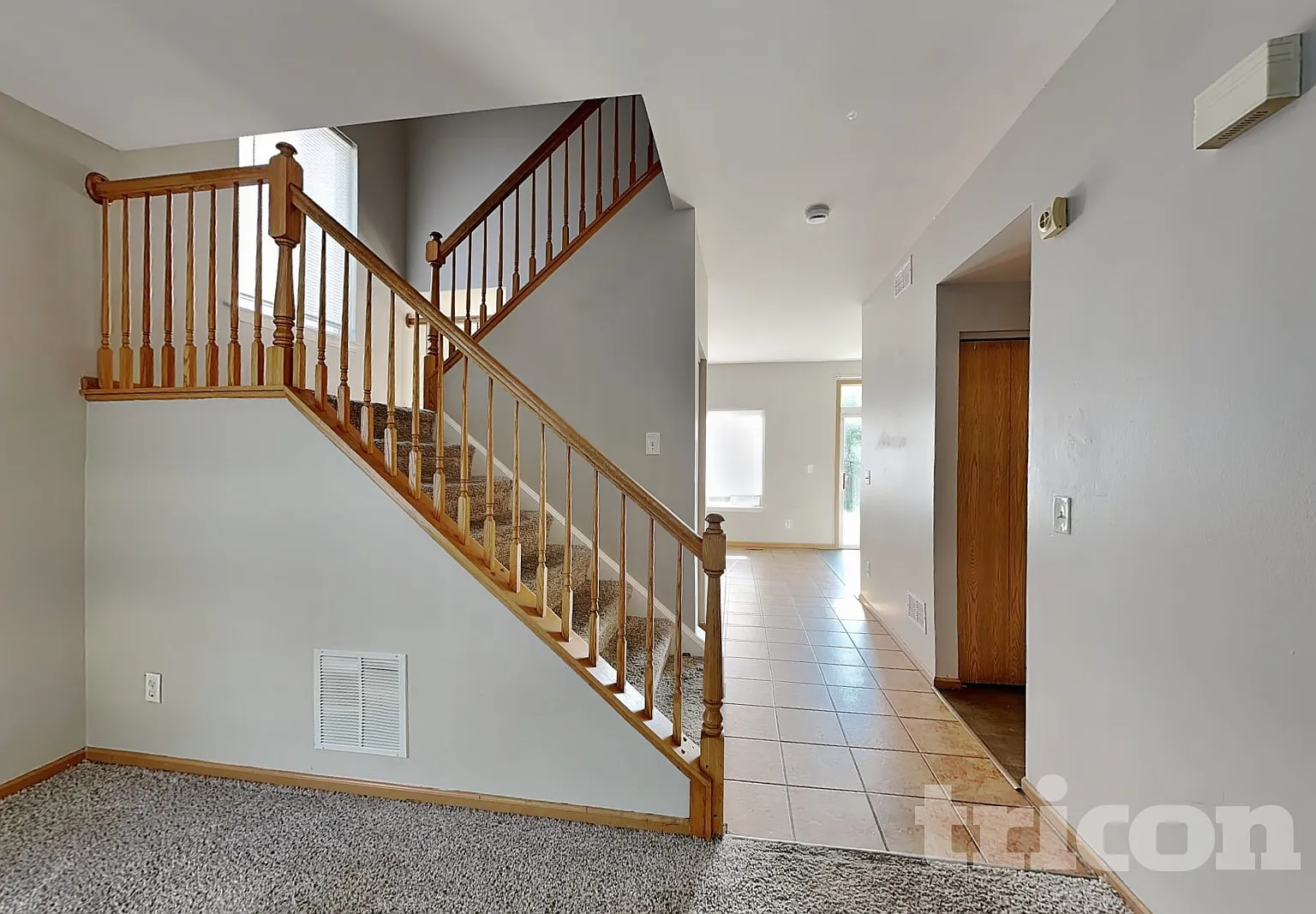 719 South Bayles Drive Romeoville IL — Photo 3