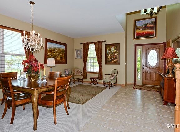 2nd image of 2431 Prairie Crossing Dr