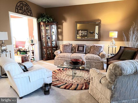 4th image of 47 Lochview Dr