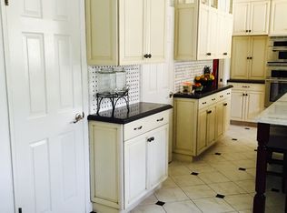 10021 Donna Ave, Northridge, CA 91324