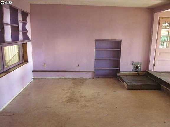 2nd image of 24707 NE 419th St
