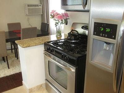 3rd image of 315 N Crescent Dr