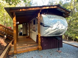 413 26th St, Ellijay, GA 30540