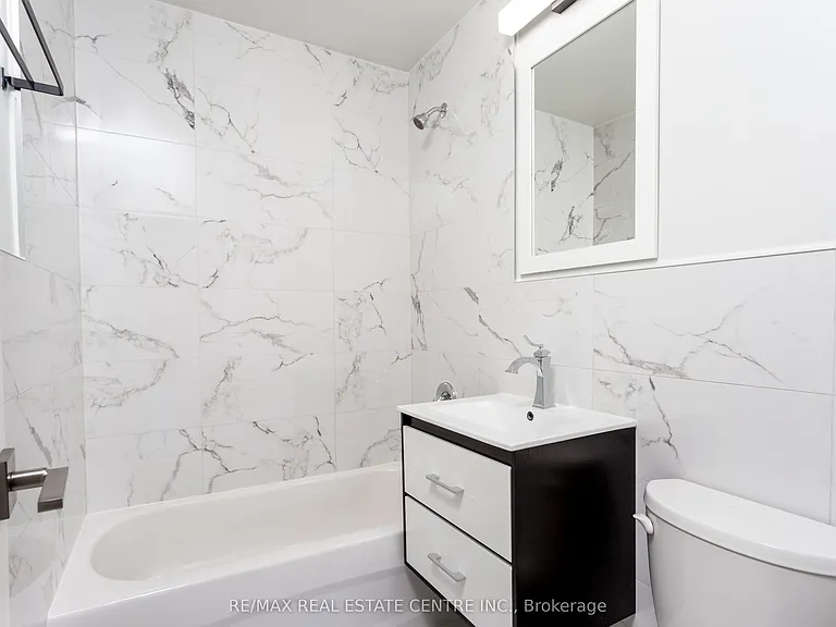 371 Lakeshore Rd W #205 — Photo 14
