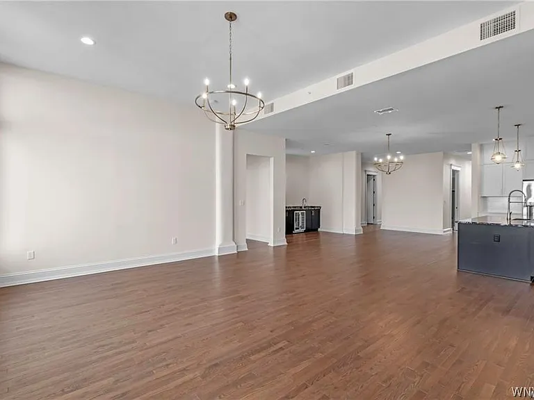 674 Main St #3 — Photo 21