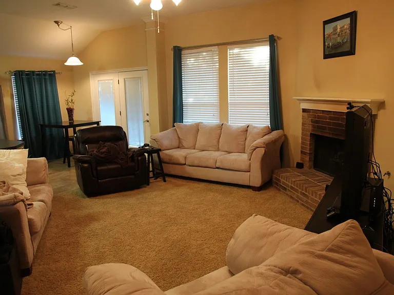 13153 Fencerow Rd — Photo 11