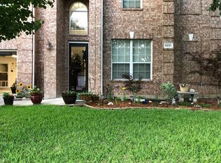5221 Dove Creek Dr, Fort Worth, TX 76244