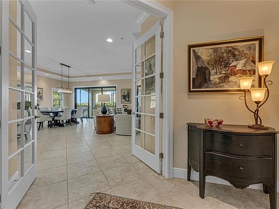 2nd image of 4720 Colony Villas DR #903