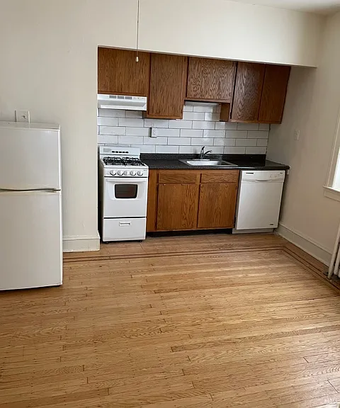 1307-13 Spruce St #3F — Photo 1