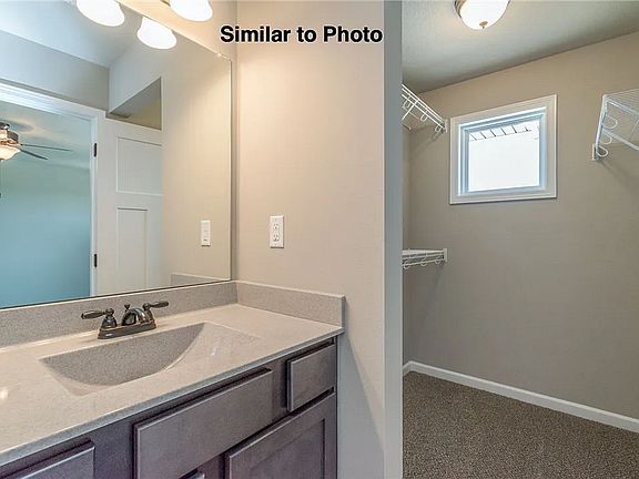 5th image of 925 Knoll Dr