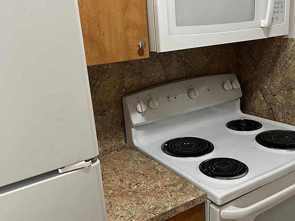 5th image of 95 NW 47th Ave #7