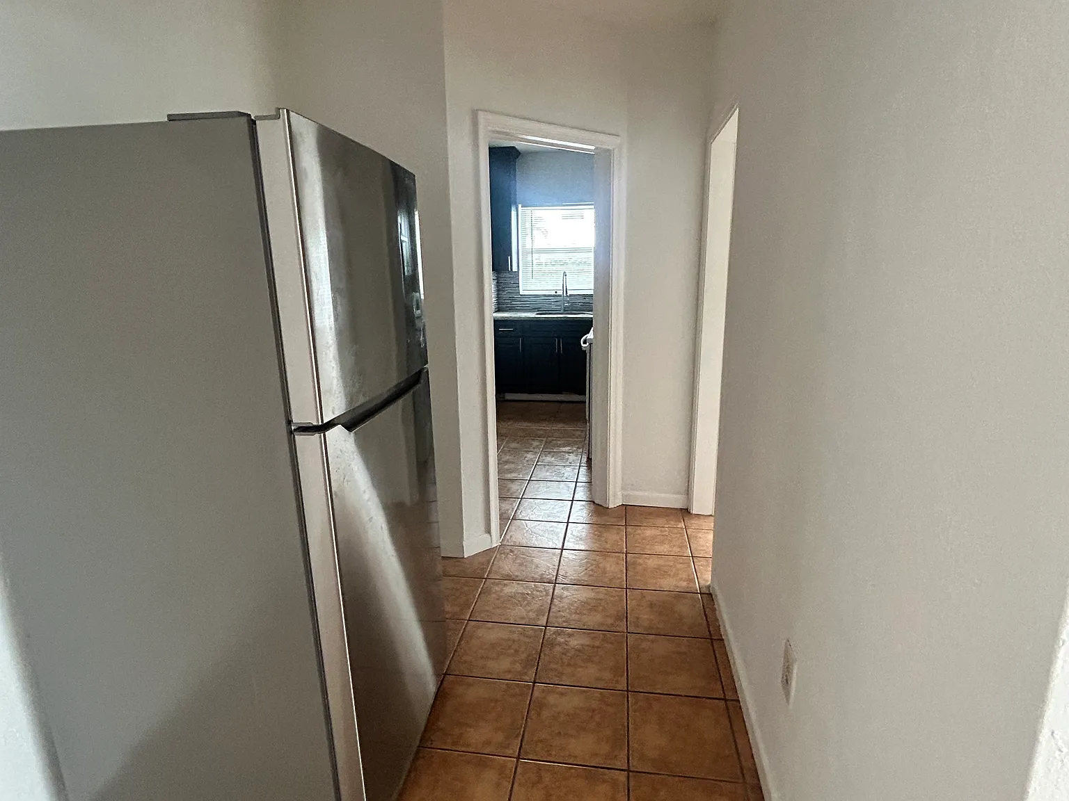 1 bed, 924 sqft, $1,700 — Photo 4