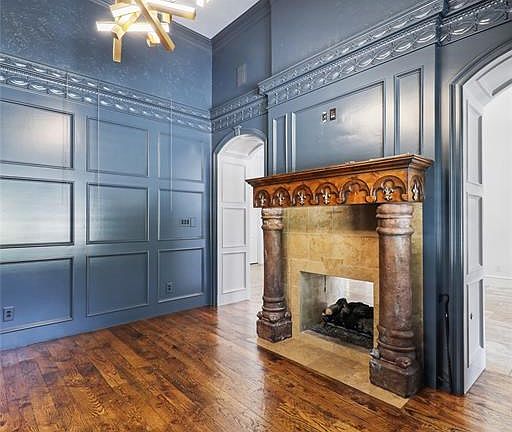2nd image of 8916 Estribo Cir