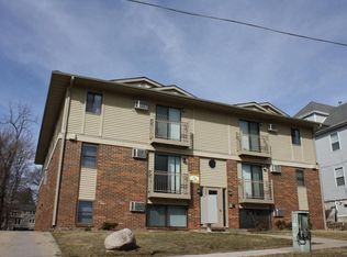 612 E Court St APT 3, Iowa City, IA 52240