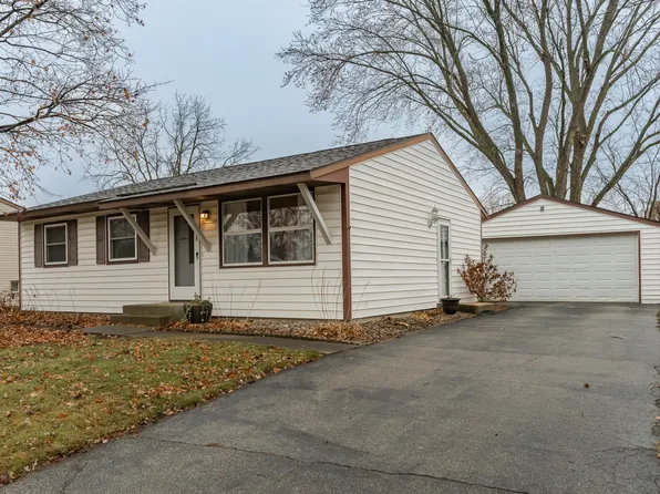 978 17th St SE, Rochester, MN 55904