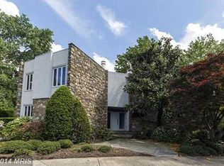 9905 Hall Rd, Rockville, MD 20854