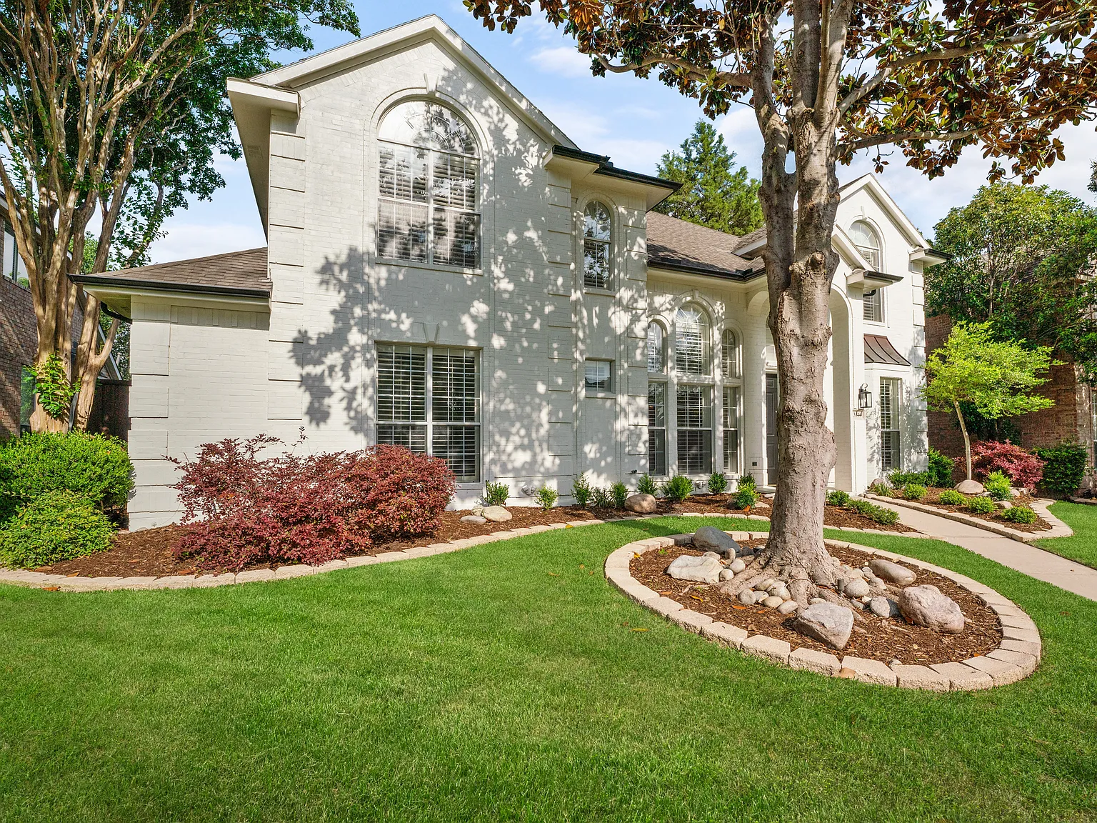 4 bed, 3166 sqft, $5,250 — Photo 3