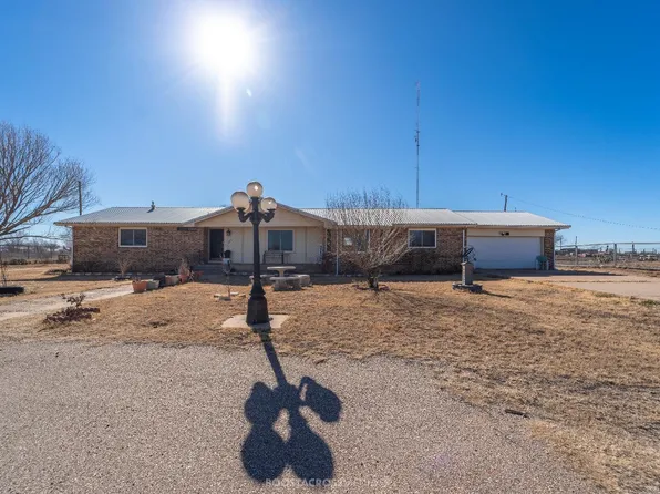 307 W Cleveland Ave, Morton, TX 79346