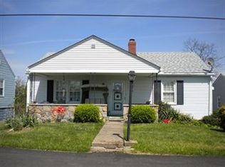 40 Pleasant View Ave, Wheeling, WV 26003