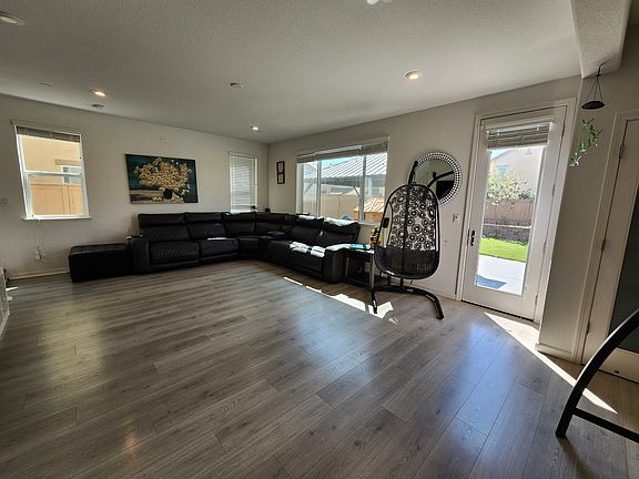 5th image of 3413 Coyote Brush Dr