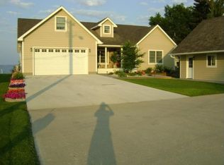 124 N Lake Dr, Watertown, SD 57201