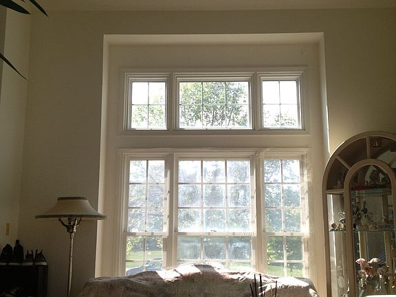 2nd image of 701 Lindsay Cir
