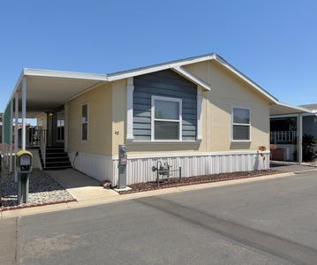860 E Grangeville Boulevard #92, Hanford, CA, 93230