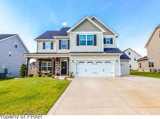 924 Liberty Ln, Fayetteville, NC 28311