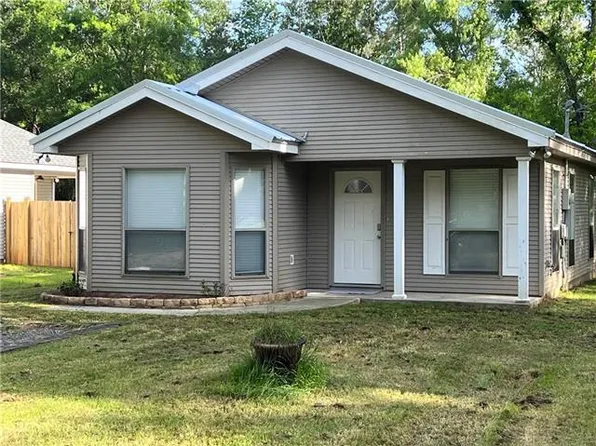 138 Poe St, Madisonville, LA 70447