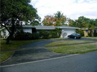 421 SW 55th Ter, Plantation, FL 33317