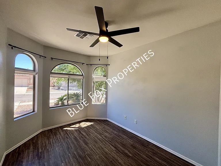 308 E Camino Limon Verde — Photo 18