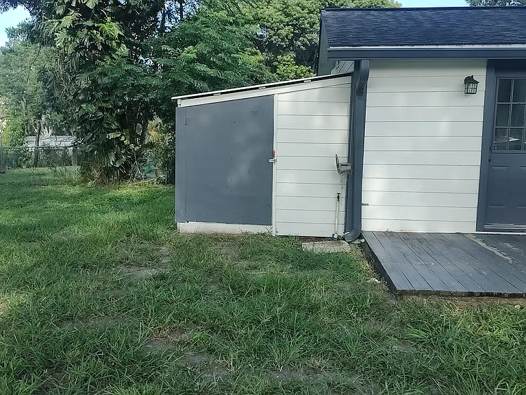 219 W Ocala St — Photo 11