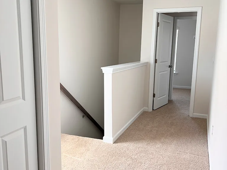 455 David Hill Dr #1 — Photo 12