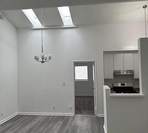 2nd image of 3601 Jasmine Ave APT 6