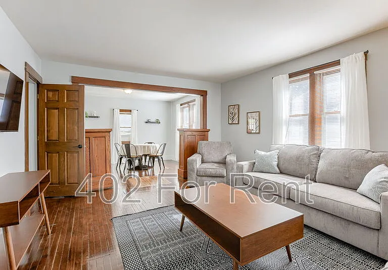 4806 Charles St — Photo 8
