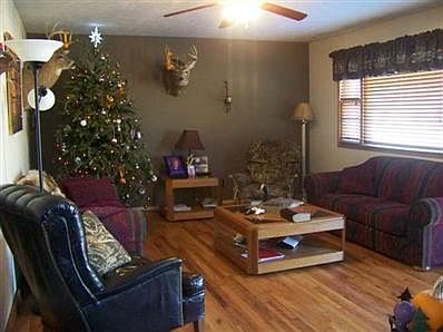 5th image of 1920 Burlington Blvd