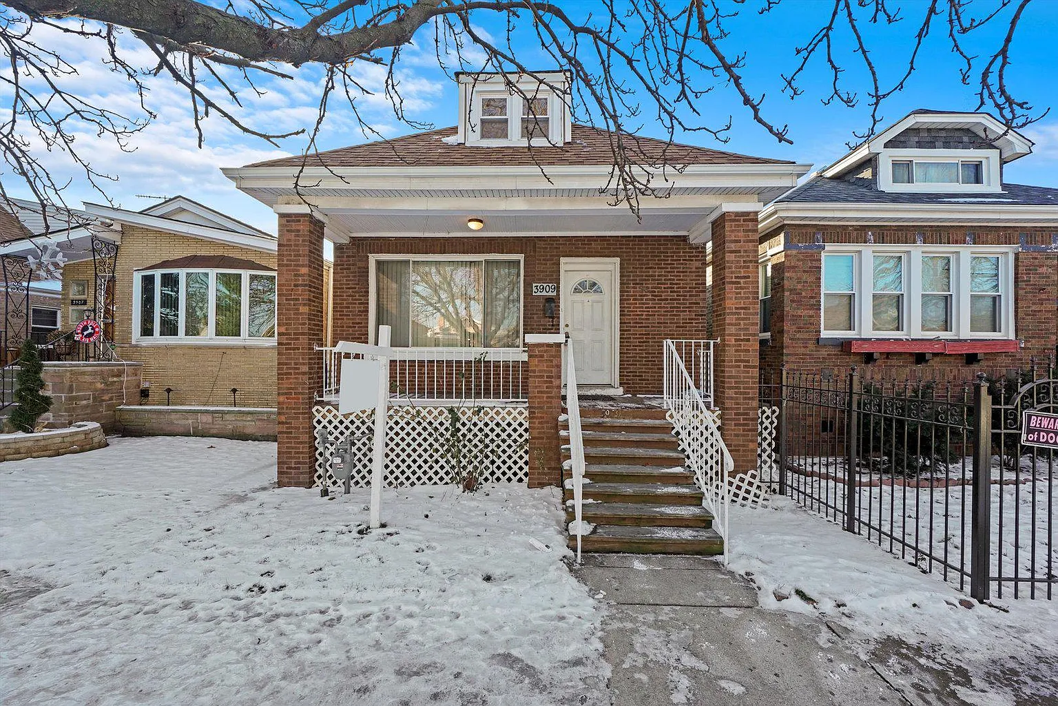 3909 W 57th St photo 1
