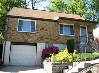 211 Pennoak Dr, Pittsburgh, PA 15235