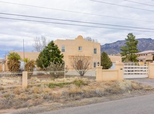 11101 Santa Monica Ave NE, Albuquerque, NM 87122