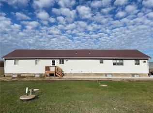 2093 Scearcyville Dr SW, Pillager, MN 56473