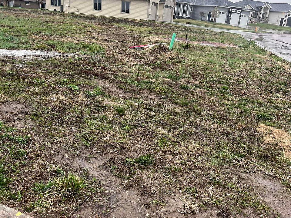 2nd image of 4228 N Interlachen Trl