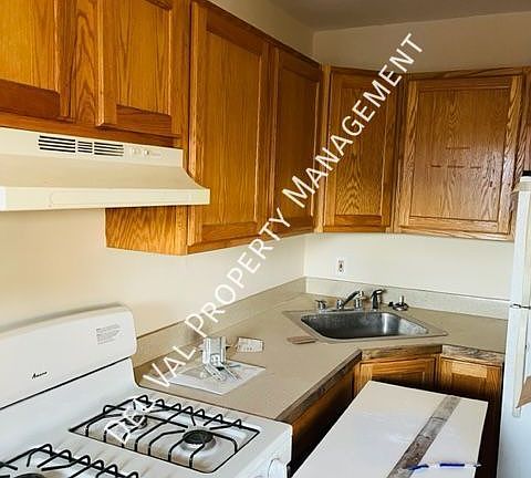 2nd image of 311 E Essex Ave Floor 2