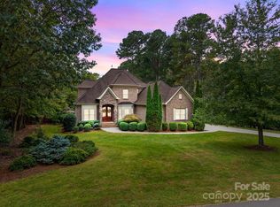117 Wolf Hill Dr, Mooresville, NC 28117