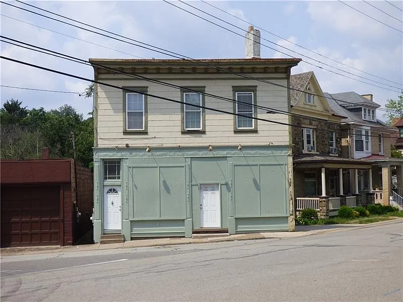 1 bed, 888 sqft, $895 — Photo 1