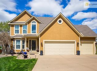 8104 NW 81st Ct, Kansas City, MO 64152