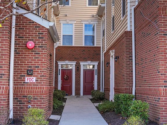 4th image of 23265 Milltown Knoll Sq #113