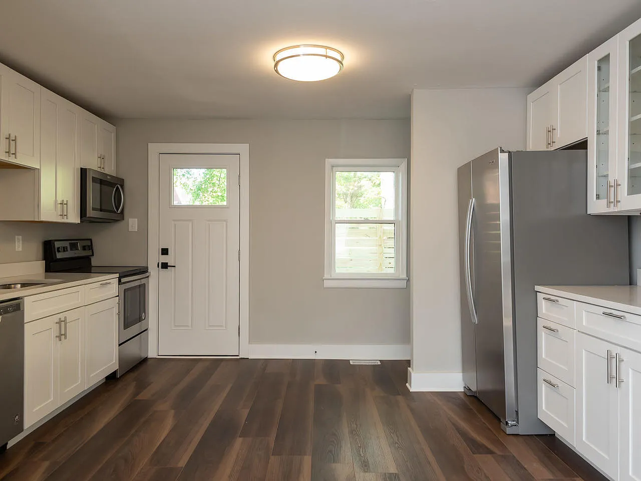 734 East Lenoir Street - 600 — Photo 3