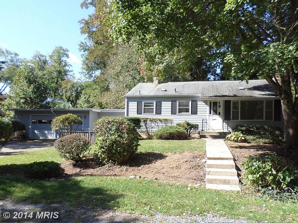 2nd image of 11506 Broadview Rd